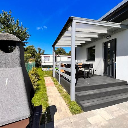Apartament Na Ogrodowej Trzęsacz Exterior foto