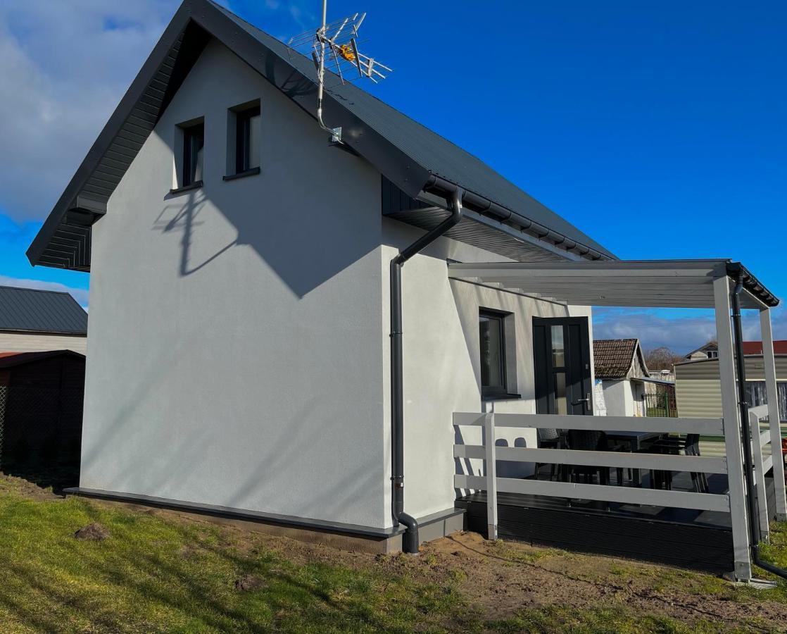 Apartament Na Ogrodowej Trzęsacz Exterior foto
